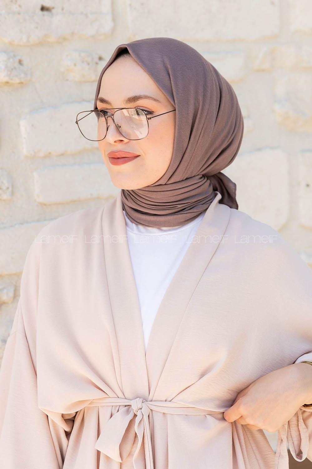 Soil Combed Fabric Straight Scarf