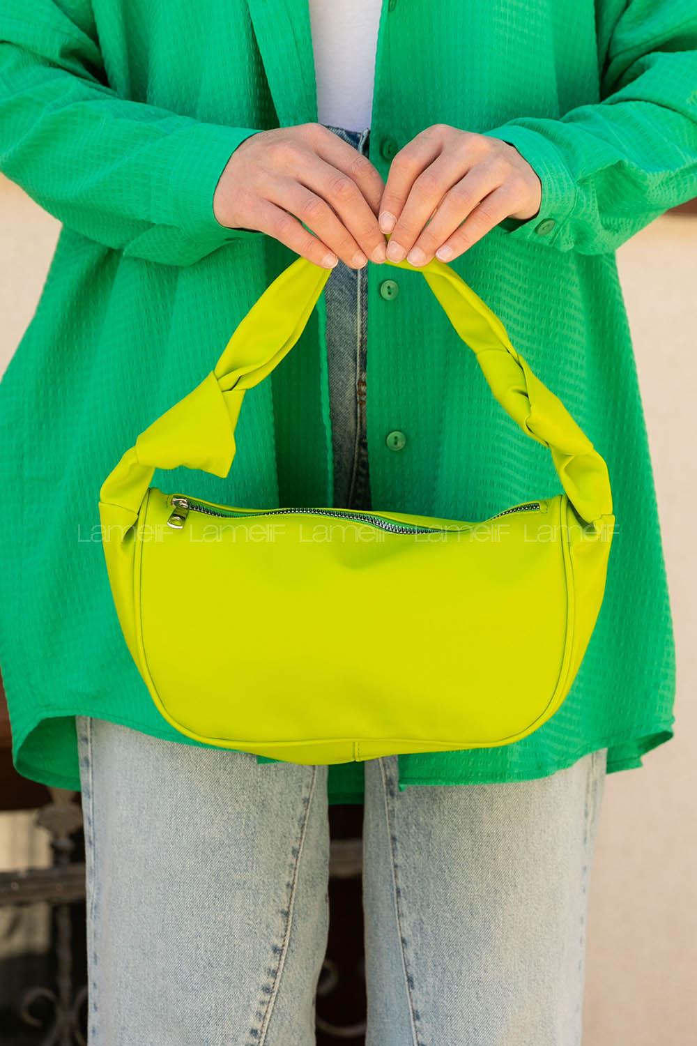 Pistachio Green Buckle Skin Hand Bag Bag