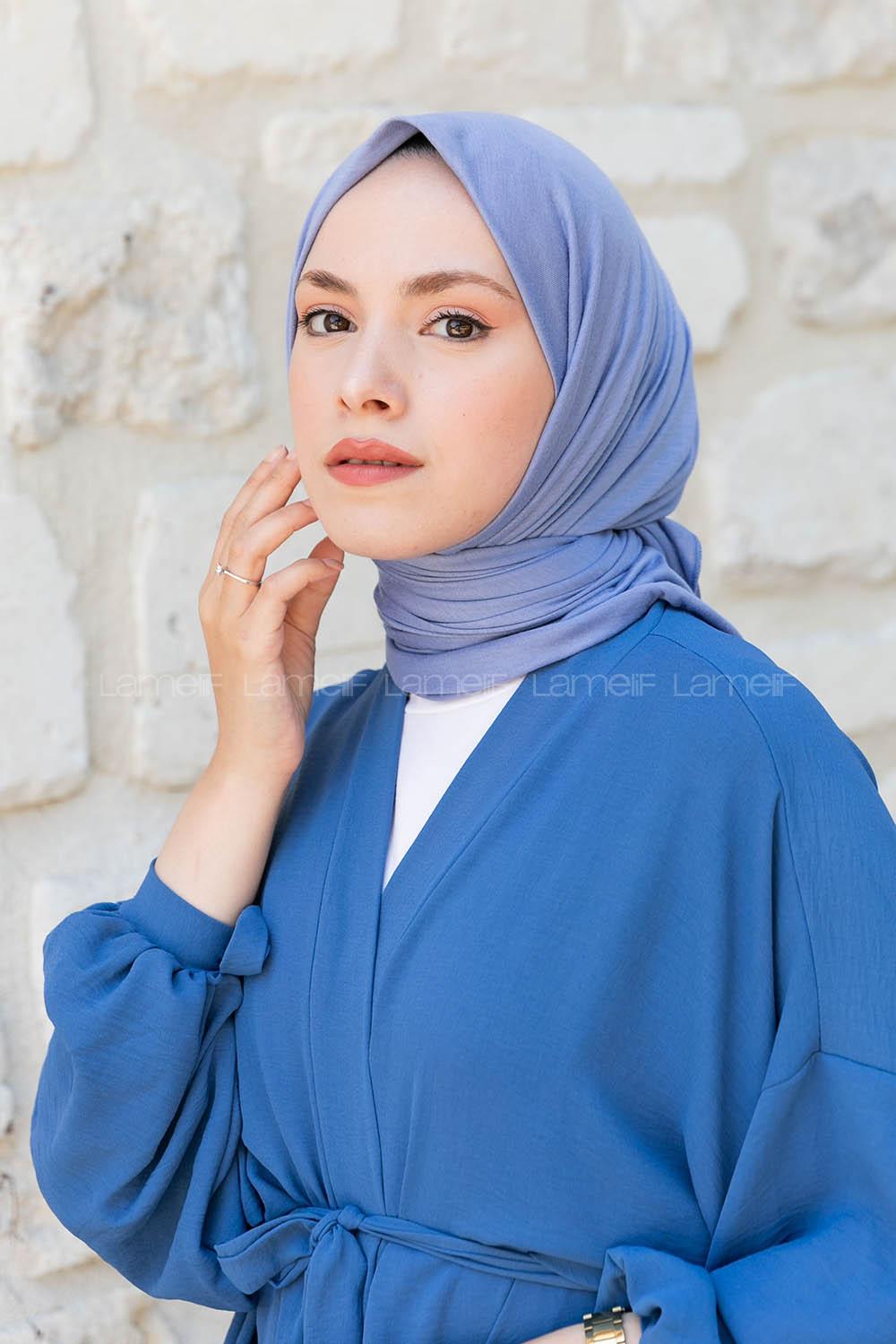 Sky Blue Combed Fabric Straight Scarf
