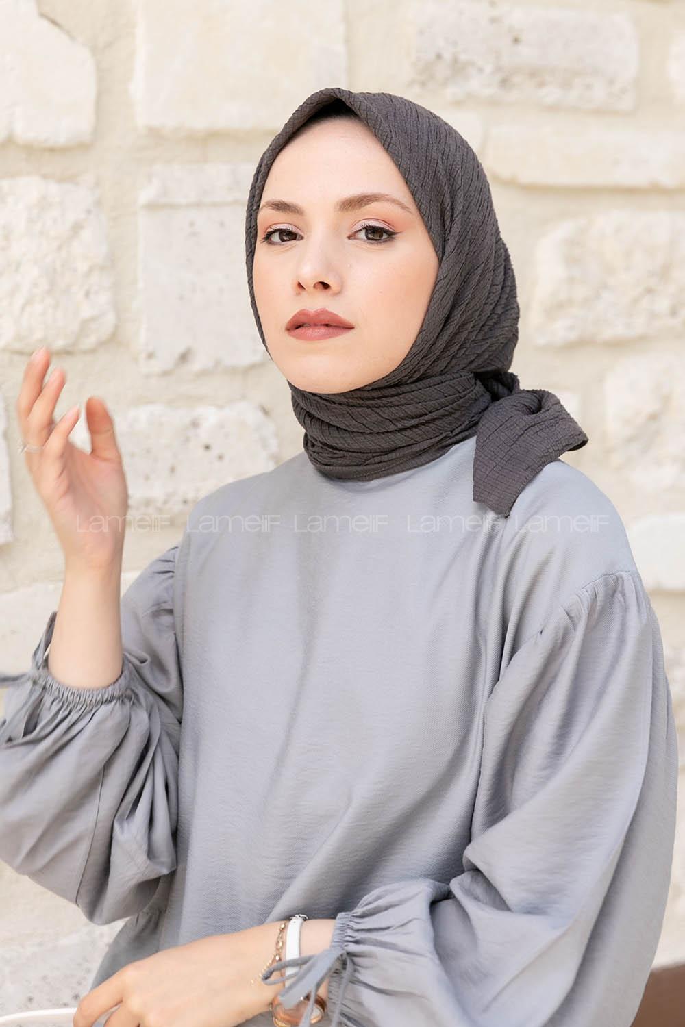 Anthracite Crepe Fabric Straight Scarf