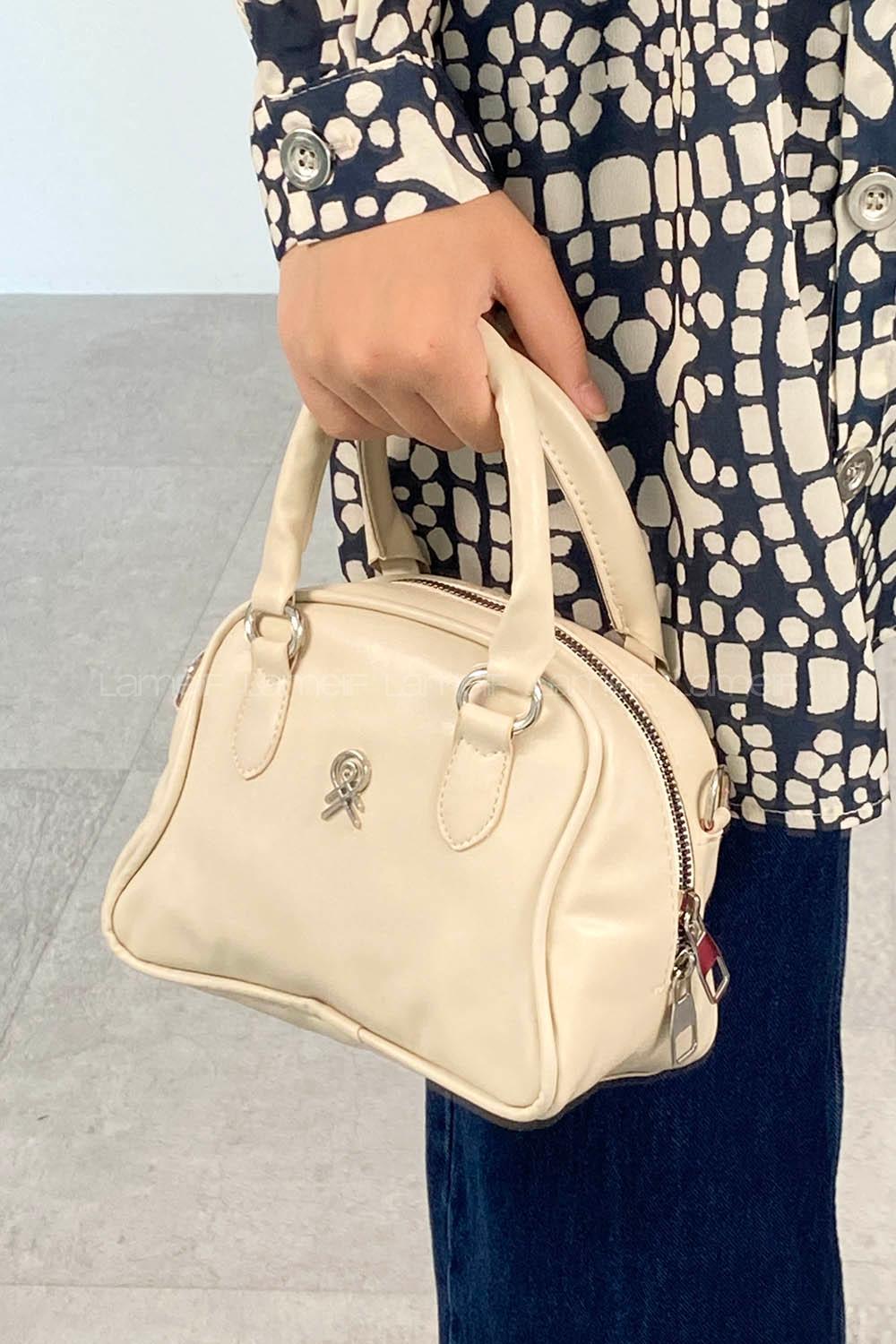 Cream Buckle Skin Hand Bag Bag