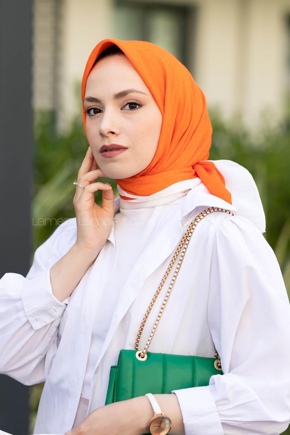 Coral Wool Printed Scarf