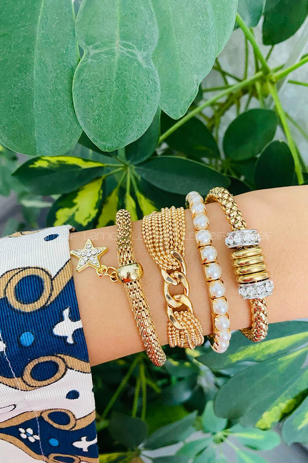 Gold Without Accessories Gold Straight Wristband