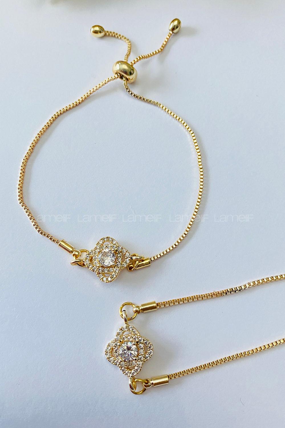 Gold Belted Gold Straight Wristband