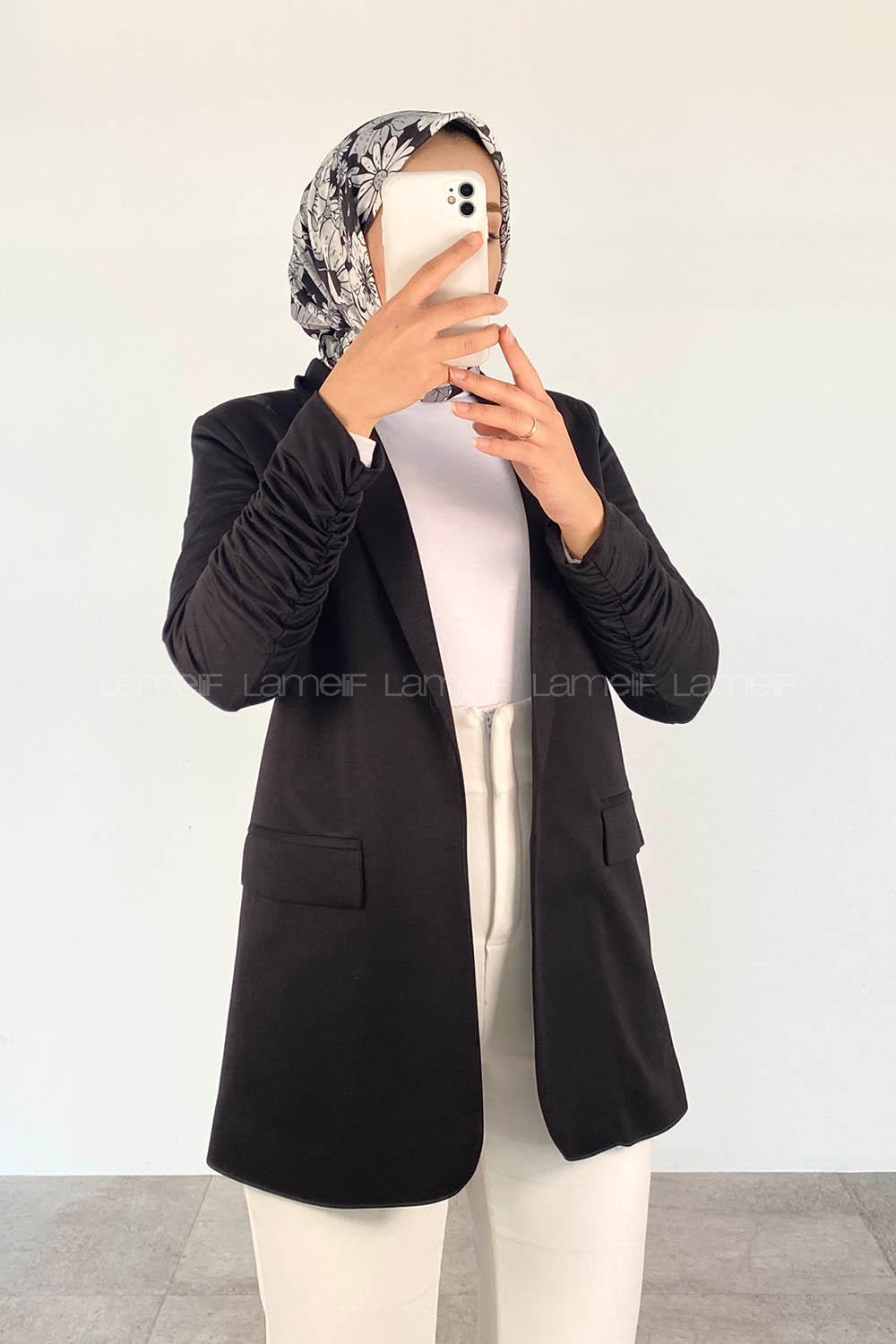 Black Scoop Neck Long Arm Atlas Jacket