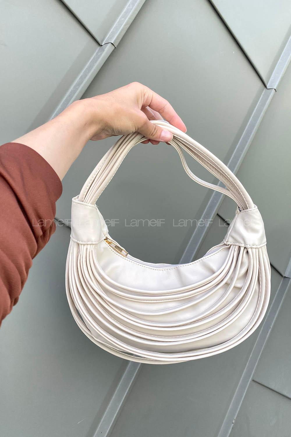 Cream Buckle Skin Hand Bag Bag