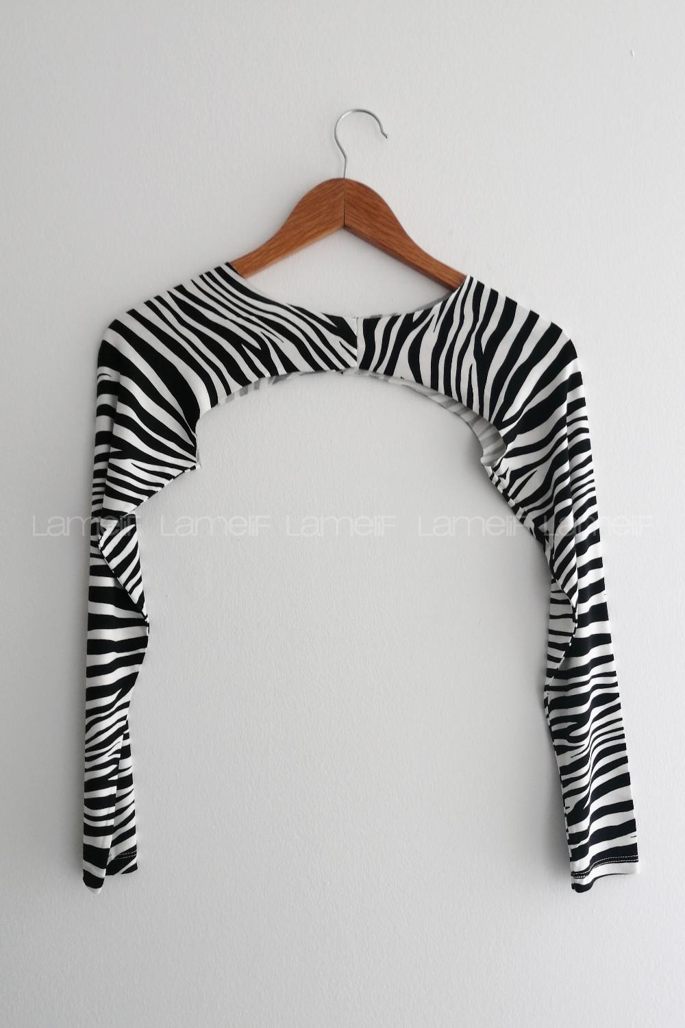 Black White Oversleeve