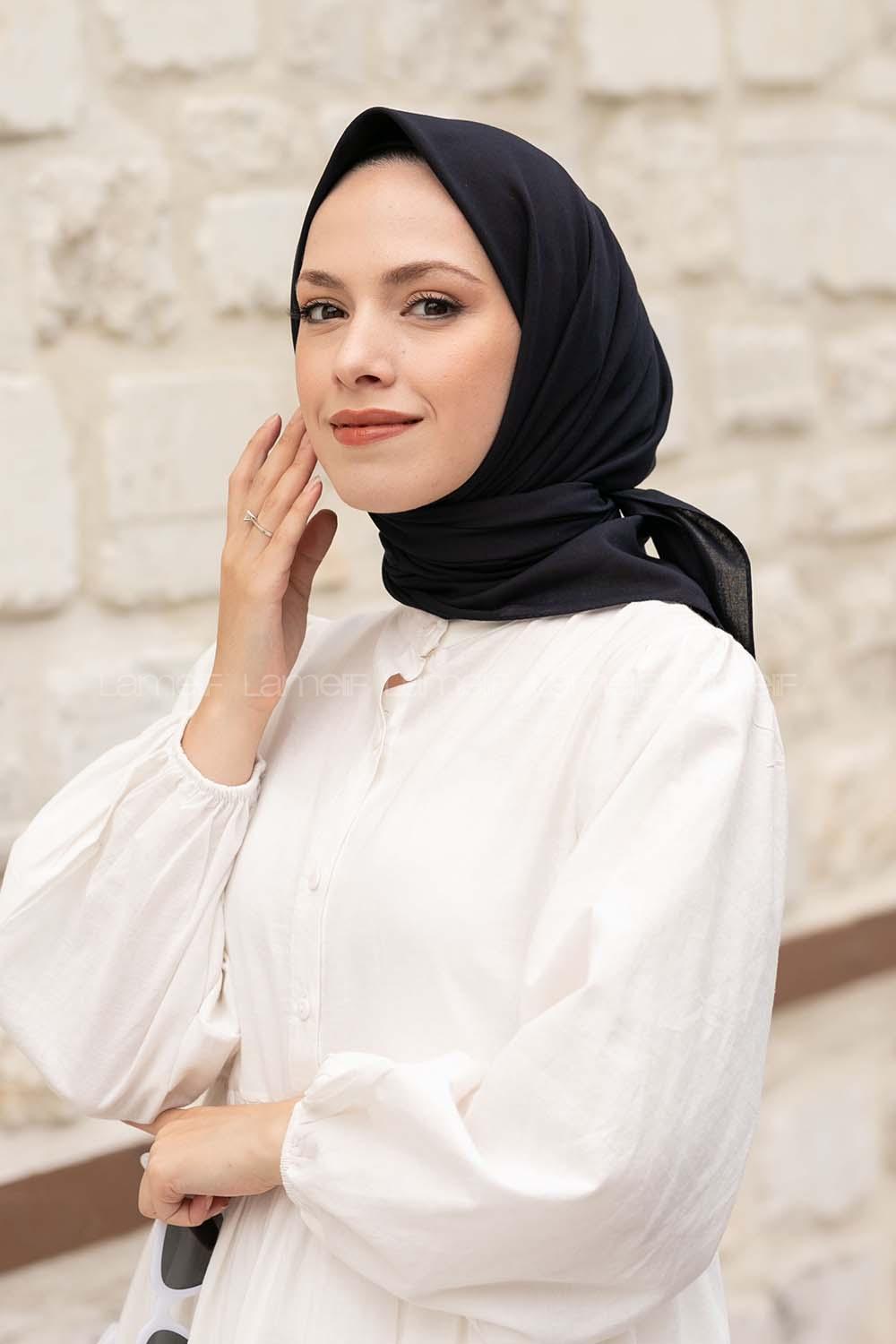 Navy Blue Wool Printed Scarf