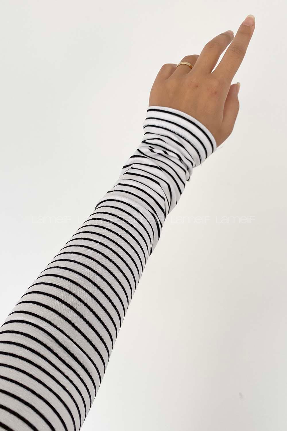 Lamelif Yarım Balıkçı Yaka İnce Çizgili Body Beyaz