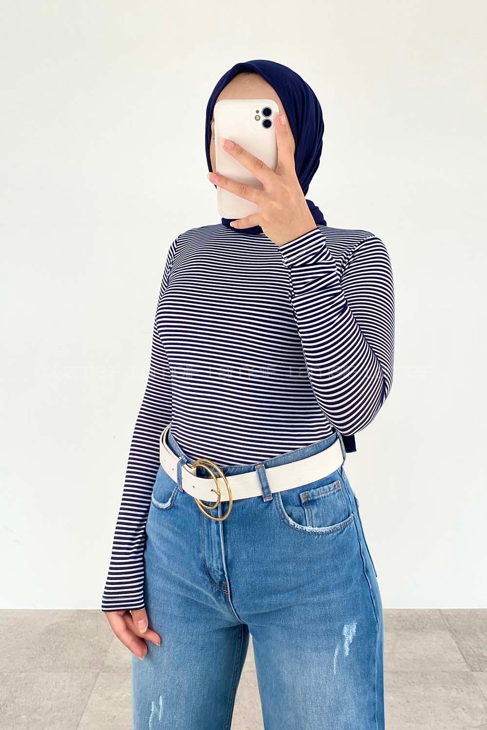 Lamelif Yarım Balıkçı Yaka İnce Çizgili Body Lacivert