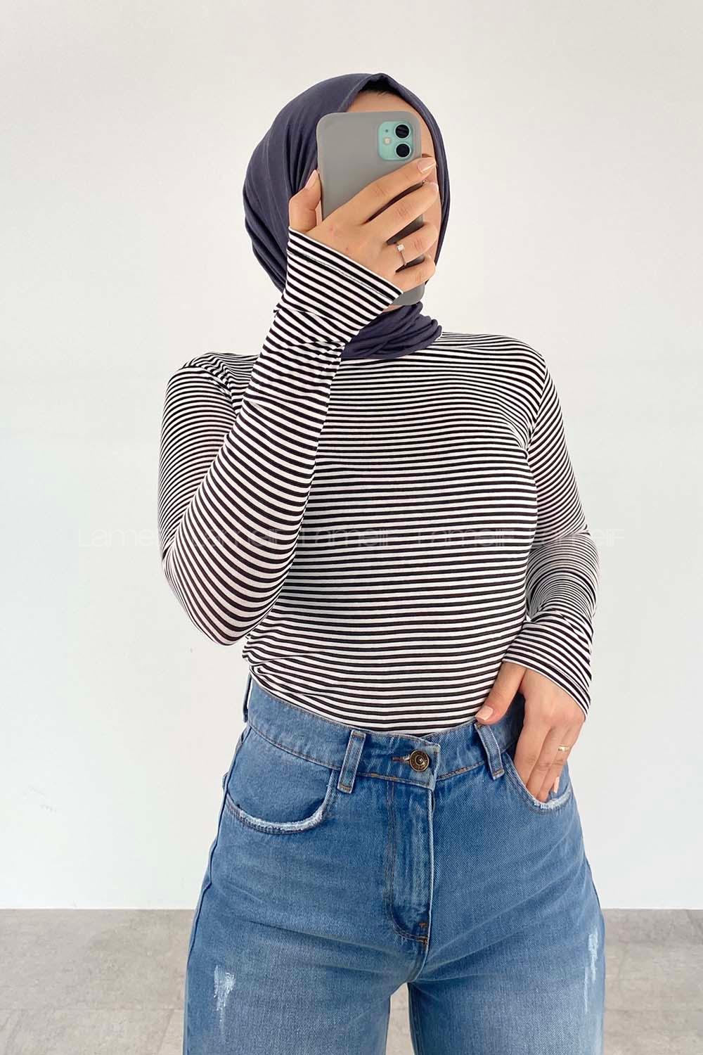 Lamelif Yarım Balıkçı Yaka İnce Çizgili Body