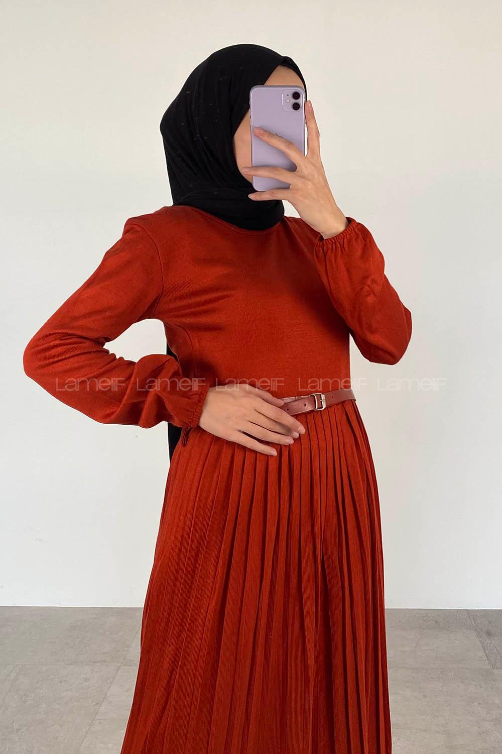 Eteği Piliseli Beli Kemer Detaylı Triko Elbise Koyu Kiremit