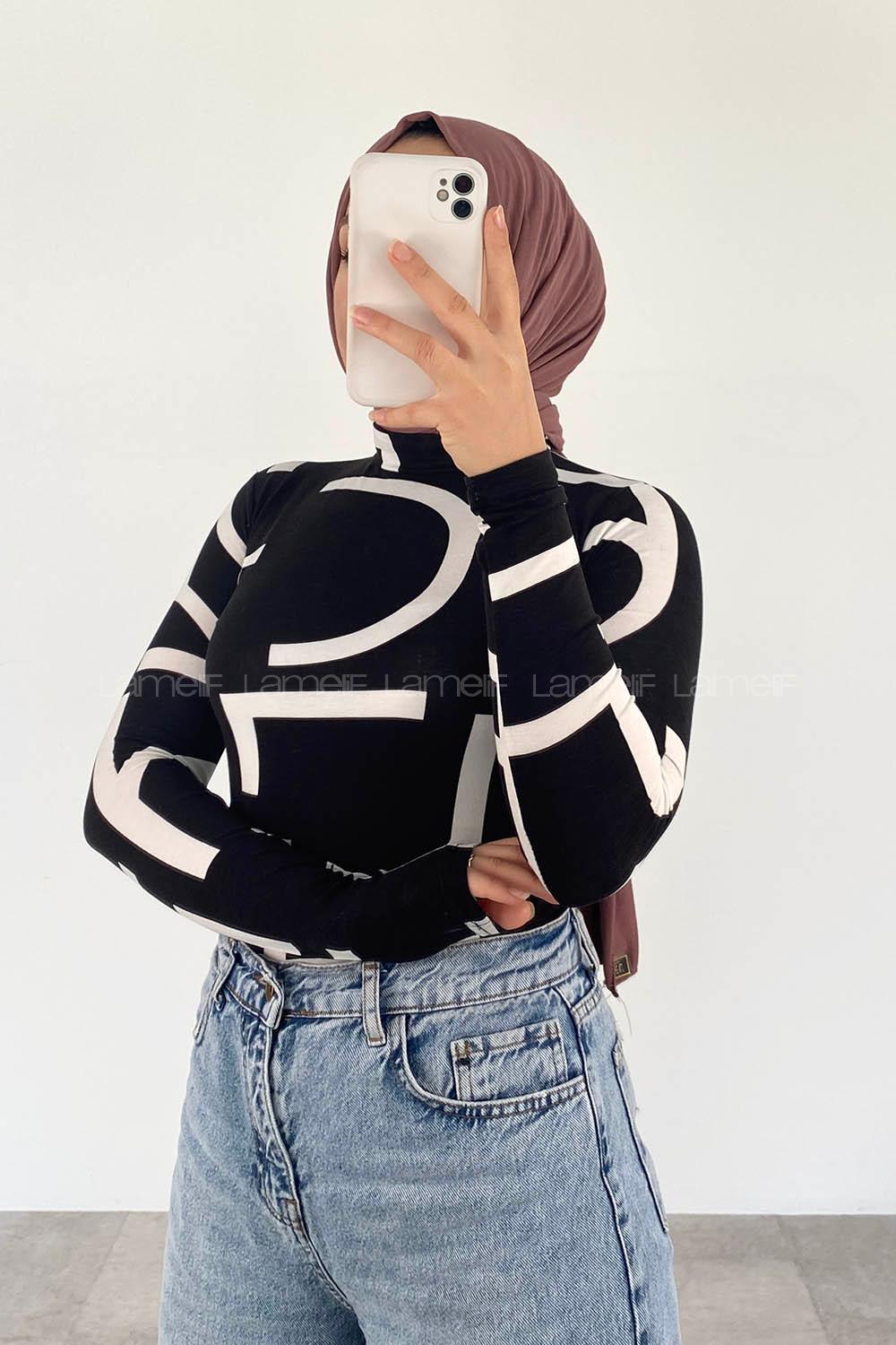 Lamelif Balıkçı Yaka Kalın Yazı Baskılı Body Siyah