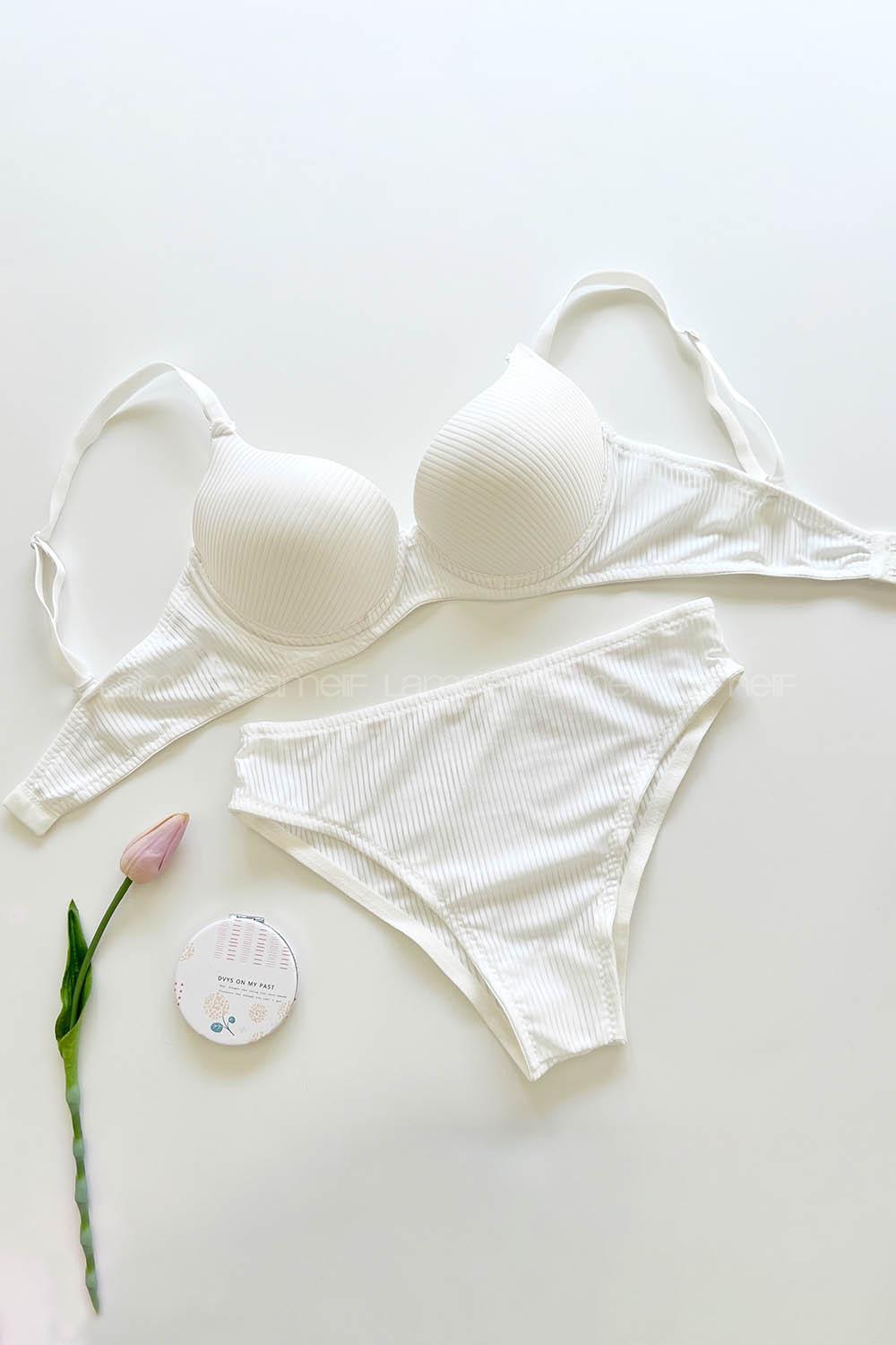 Lamelif Aria Destekli Fitilli Takım Beyaz Renk