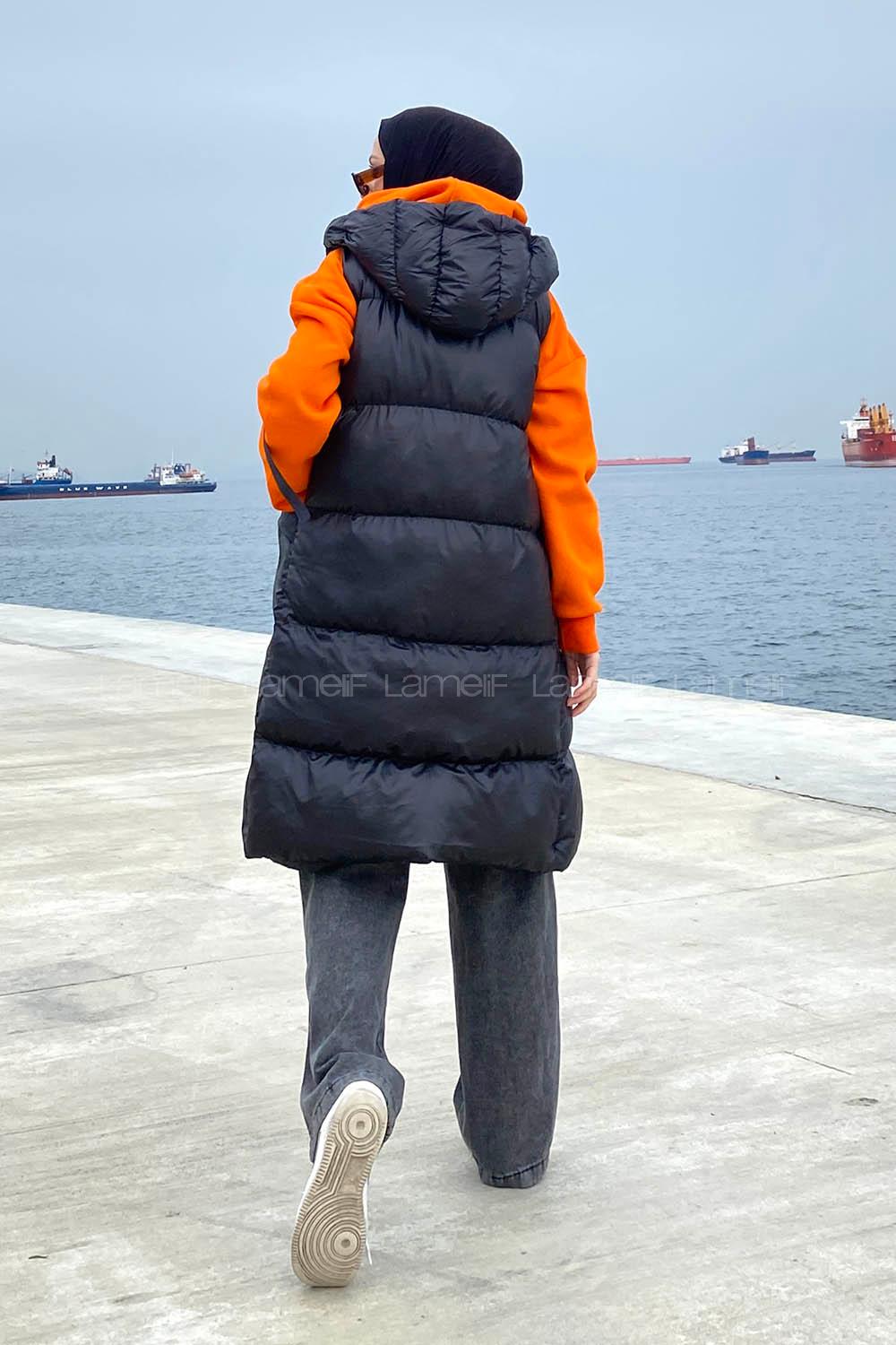 Black Hood Neck Zero Arm Without Accessories Cotton Unprinted Vest