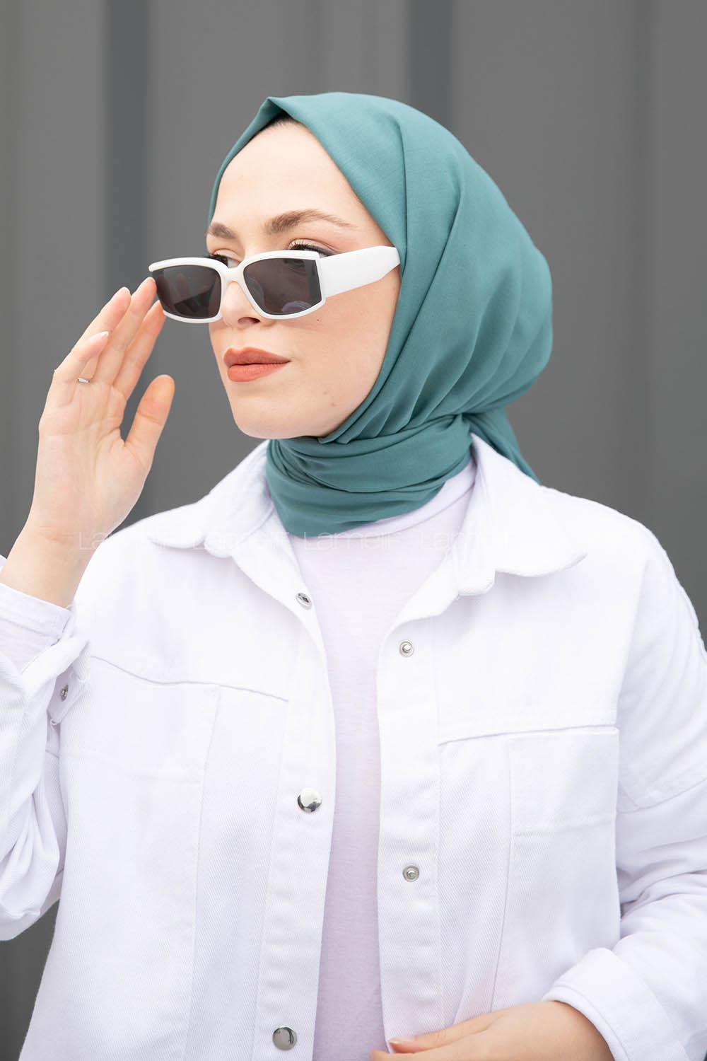 Lamelif Pastel Yeşili İnce Keten Şal