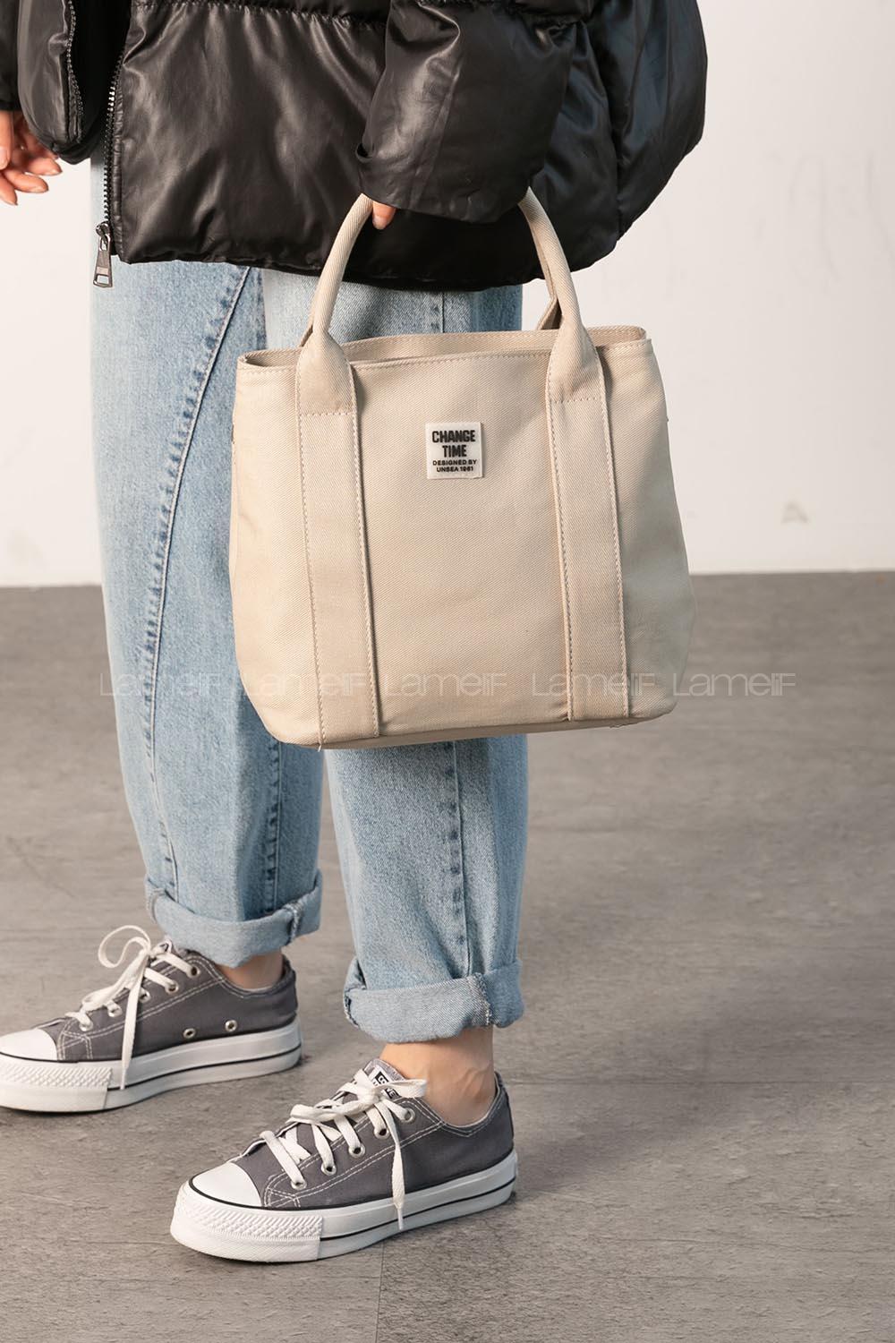 Cream Buckle Skin Hand Bag Bag