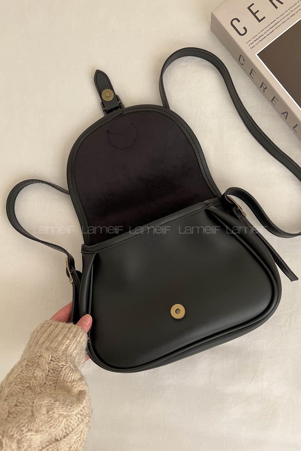 Lamelif Büyük Boy Kapaklı Çapraz Askılı Kadın Çanta Siyah