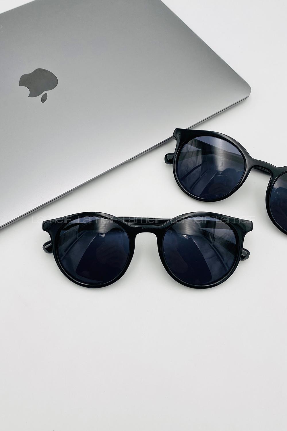 Lamelif Ayris -Siyah Çerçeve Siyah Cam- Güneş Gözlüğü