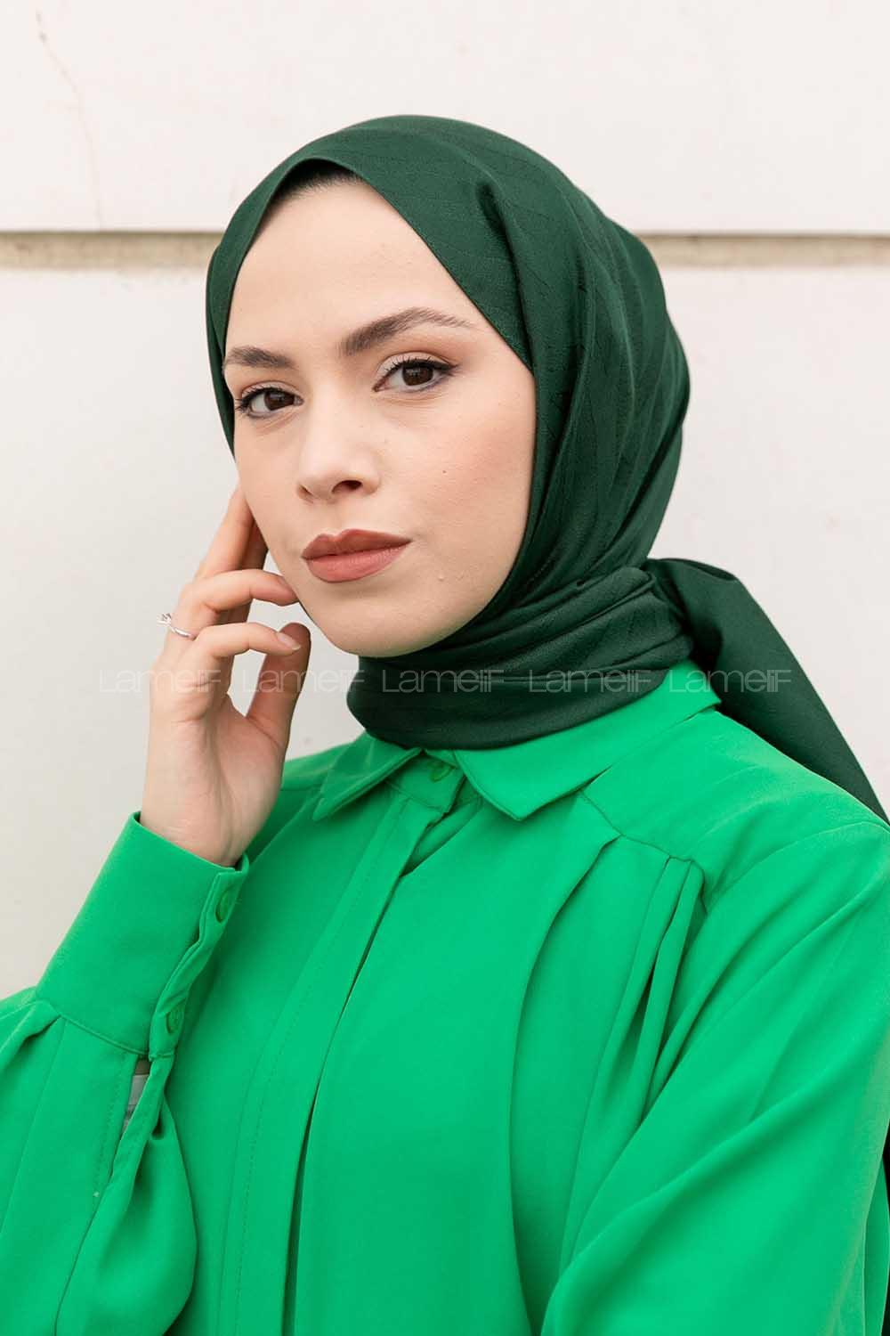 Emerald Green Viscose Fabric Printed Shawl