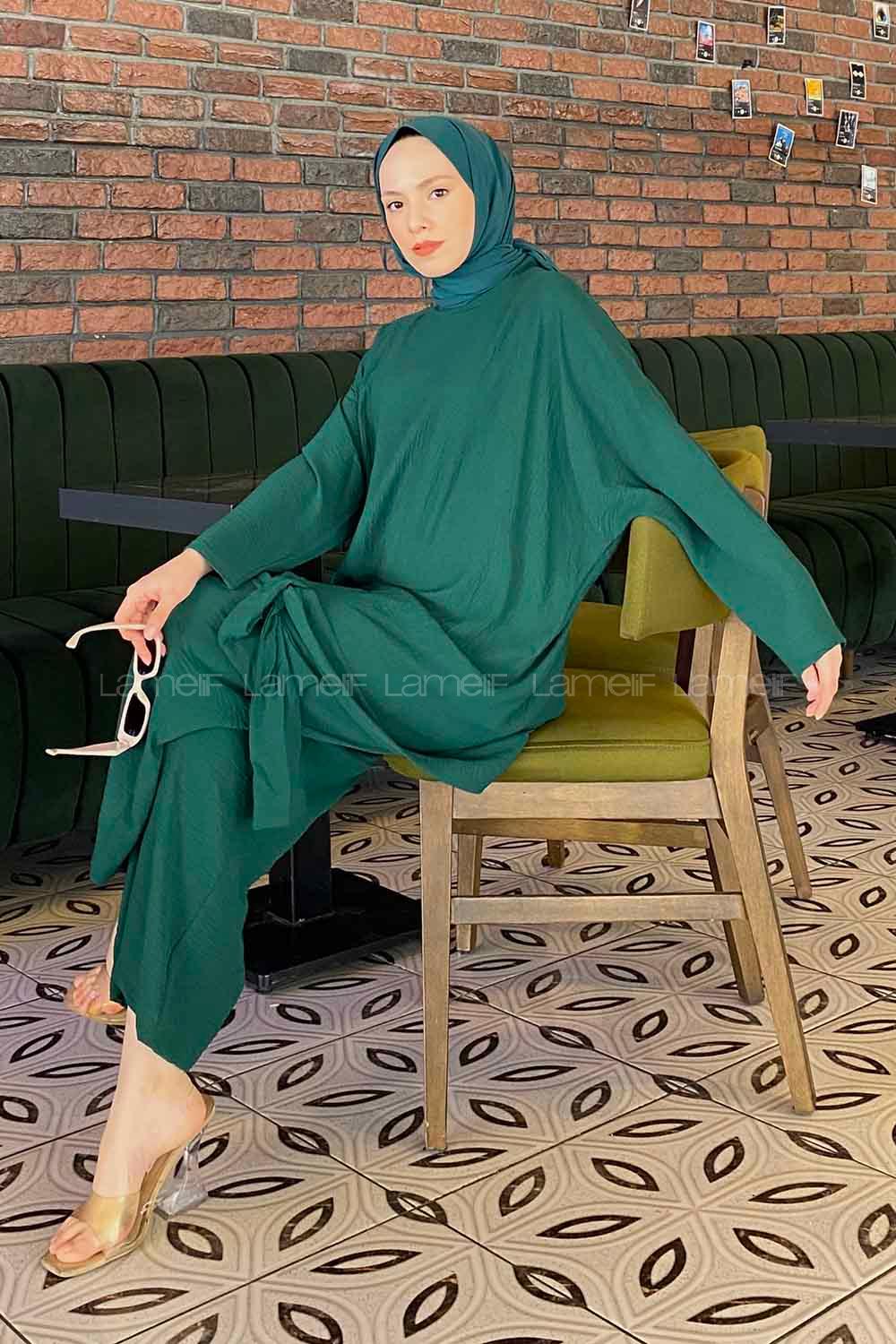 Emerald Green Medium Crew Neck Long Arm Without Accessories Cotton Fabric Regular Trousers Comfortable Suit