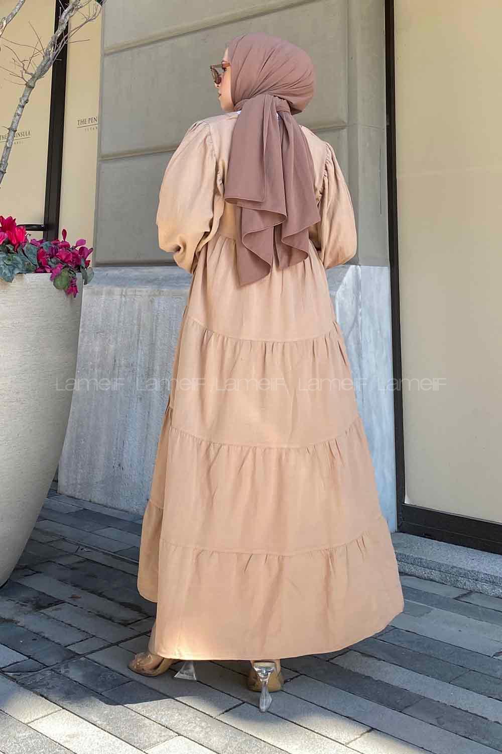 Modalamelif Kat Volanlı Balon Kol Elbise Camel