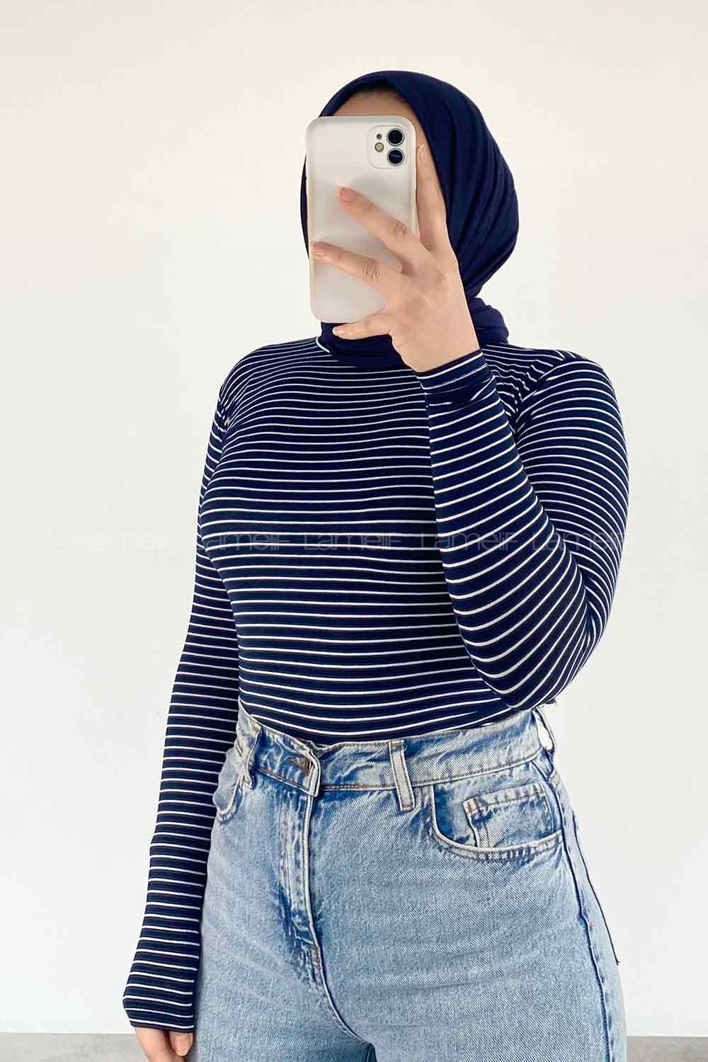 Lamelif Balıkçı Yaka İnce Çizgili Body Lacivert