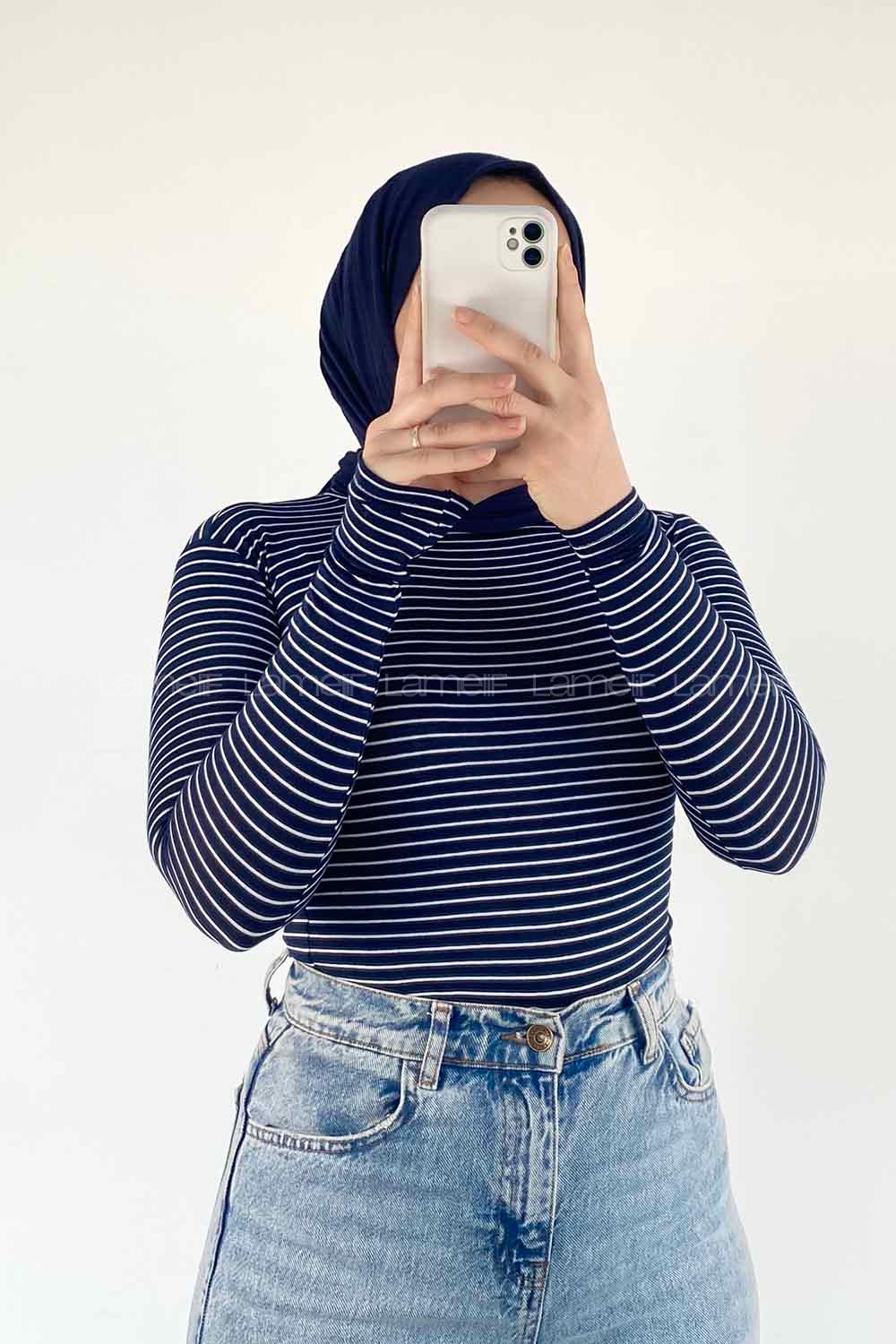 Lamelif Balıkçı Yaka İnce Çizgili Body Lacivert