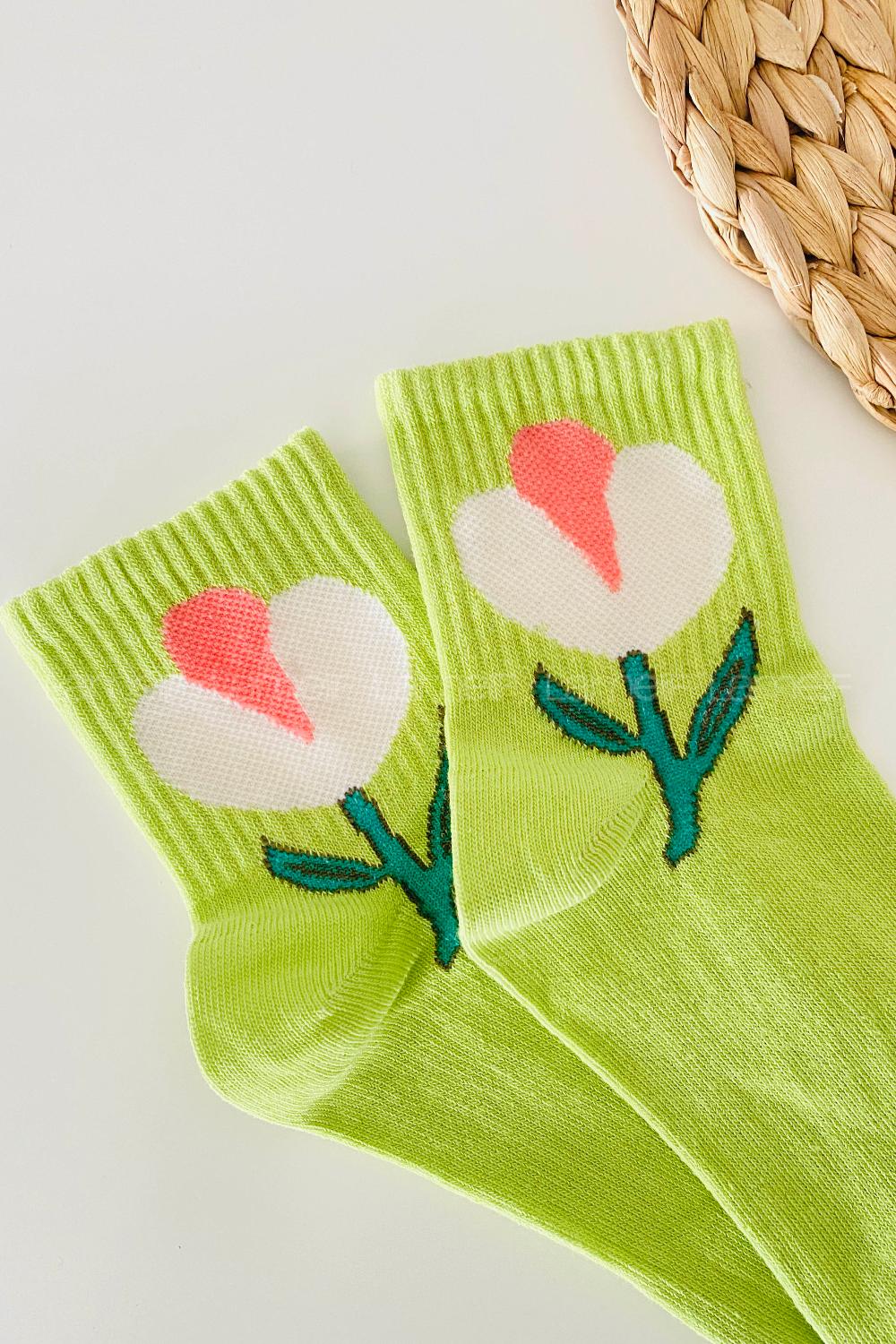 Lamelif Çiçek Desen Kolej Çorap