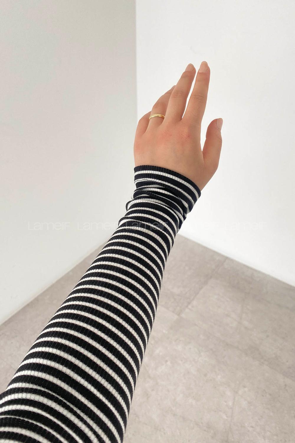 Lamelif Balıkçı Yaka Kaşkorse Çizgili Body Siyah