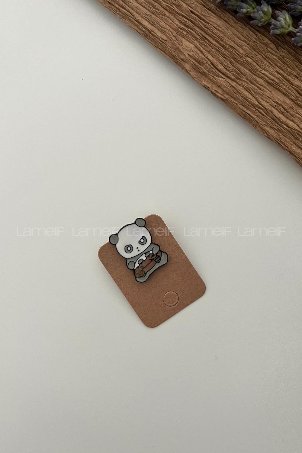 Lamelif Oyuncu Panda Demir Broş