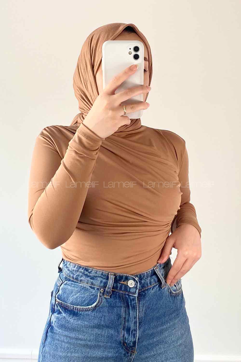 Brown With Milk Tight Neck Long Arm Without Accessories Cotton Fabric Unprinted Blouse