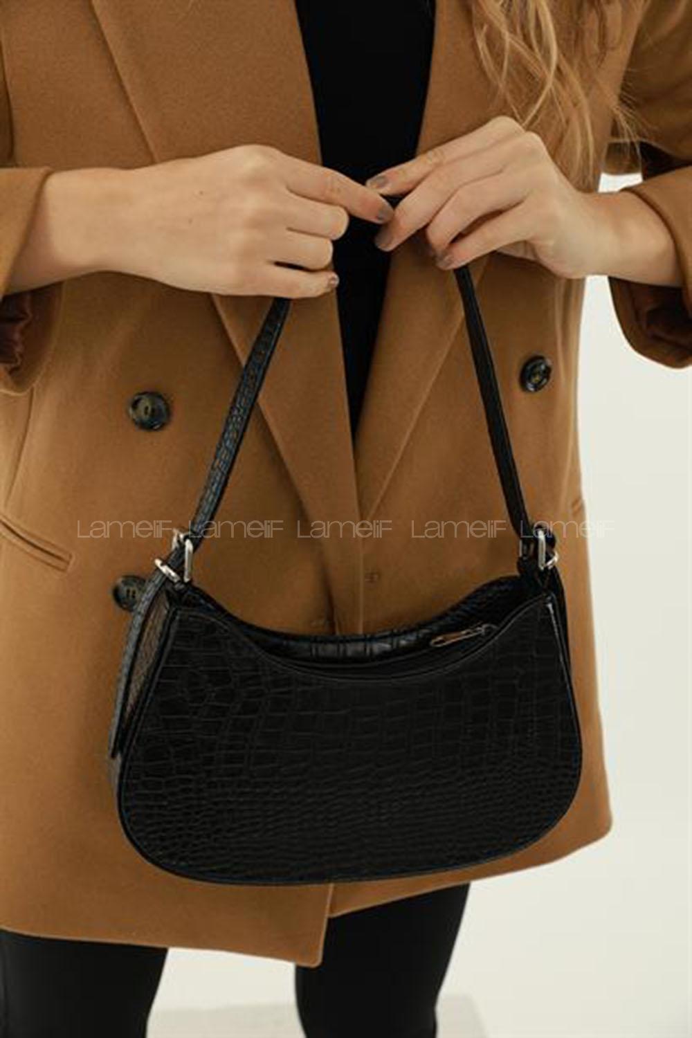 Black-1 Buckle Skin Hand Bag Bag