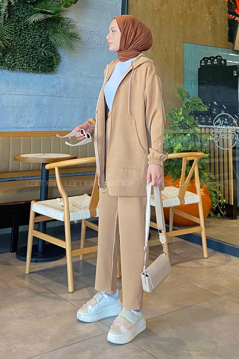 Brown With Milk Hood Neck Long Arm Without Accessories Cotton Regular Trousers Comfortable Suit