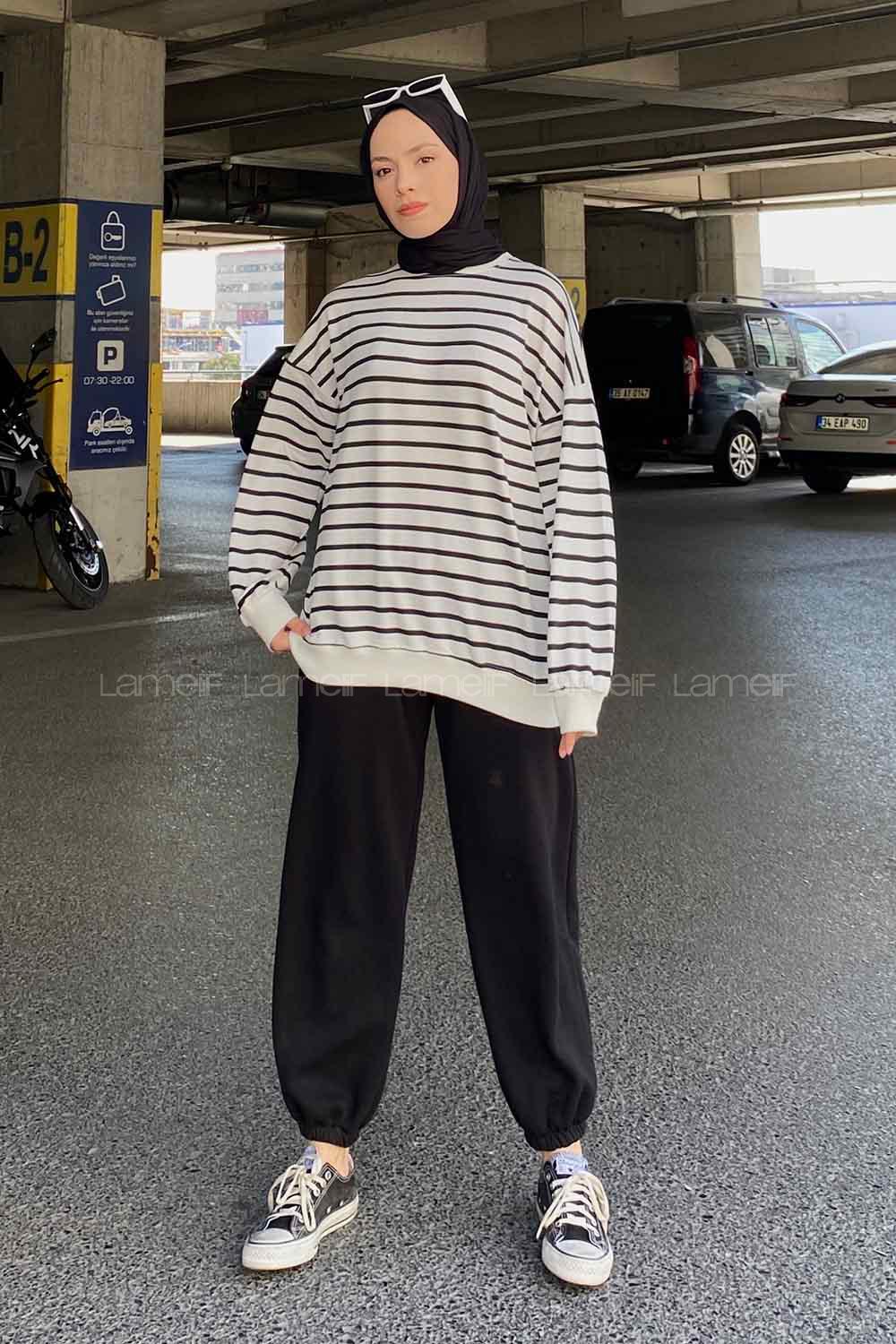 Black Crew Neck Combed Fabric Unprinted Tunic