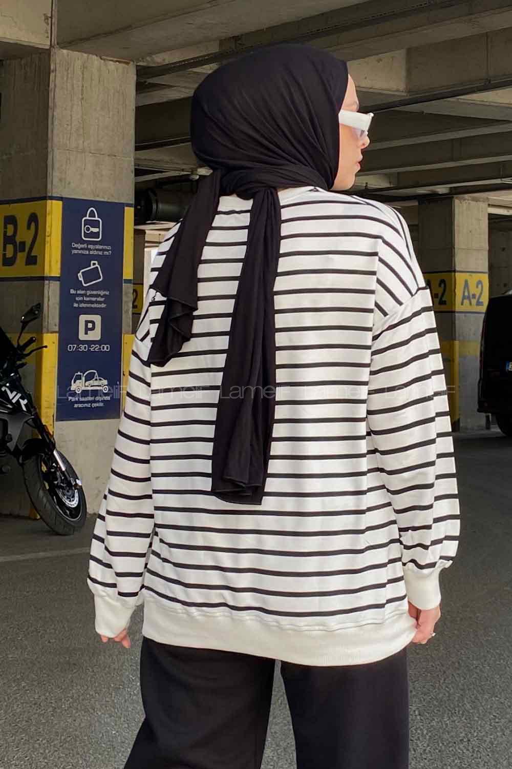 Black Crew Neck Combed Fabric Unprinted Tunic