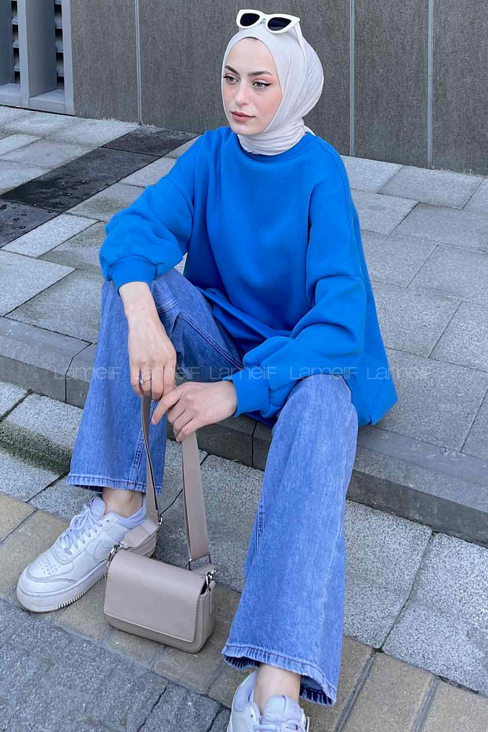Blue Crew Neck Long Arm Unprinted Sweatshirt