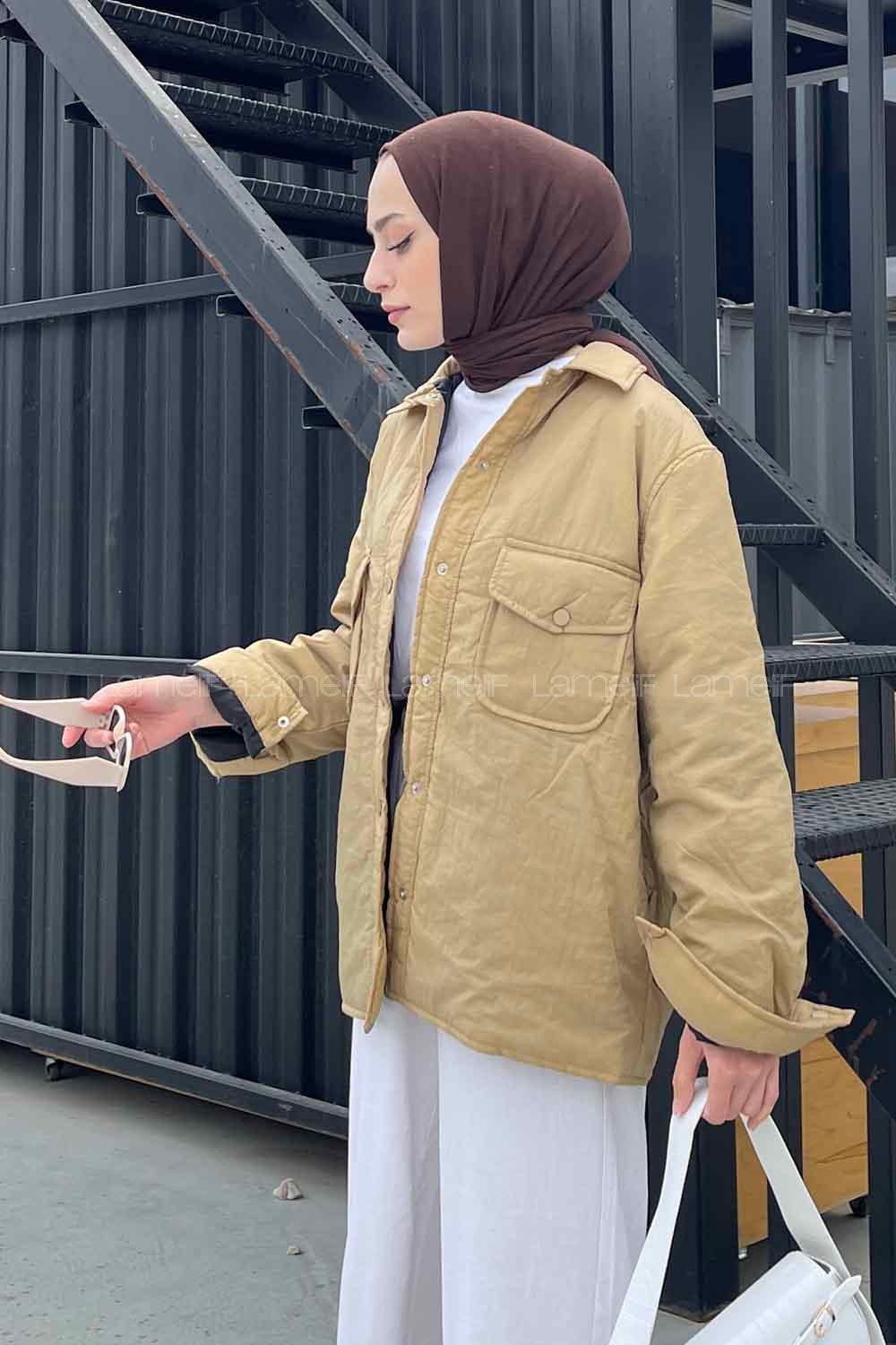 Lamelif Rogers Mat Görünümlü Çıtçıtlı Mont Camel