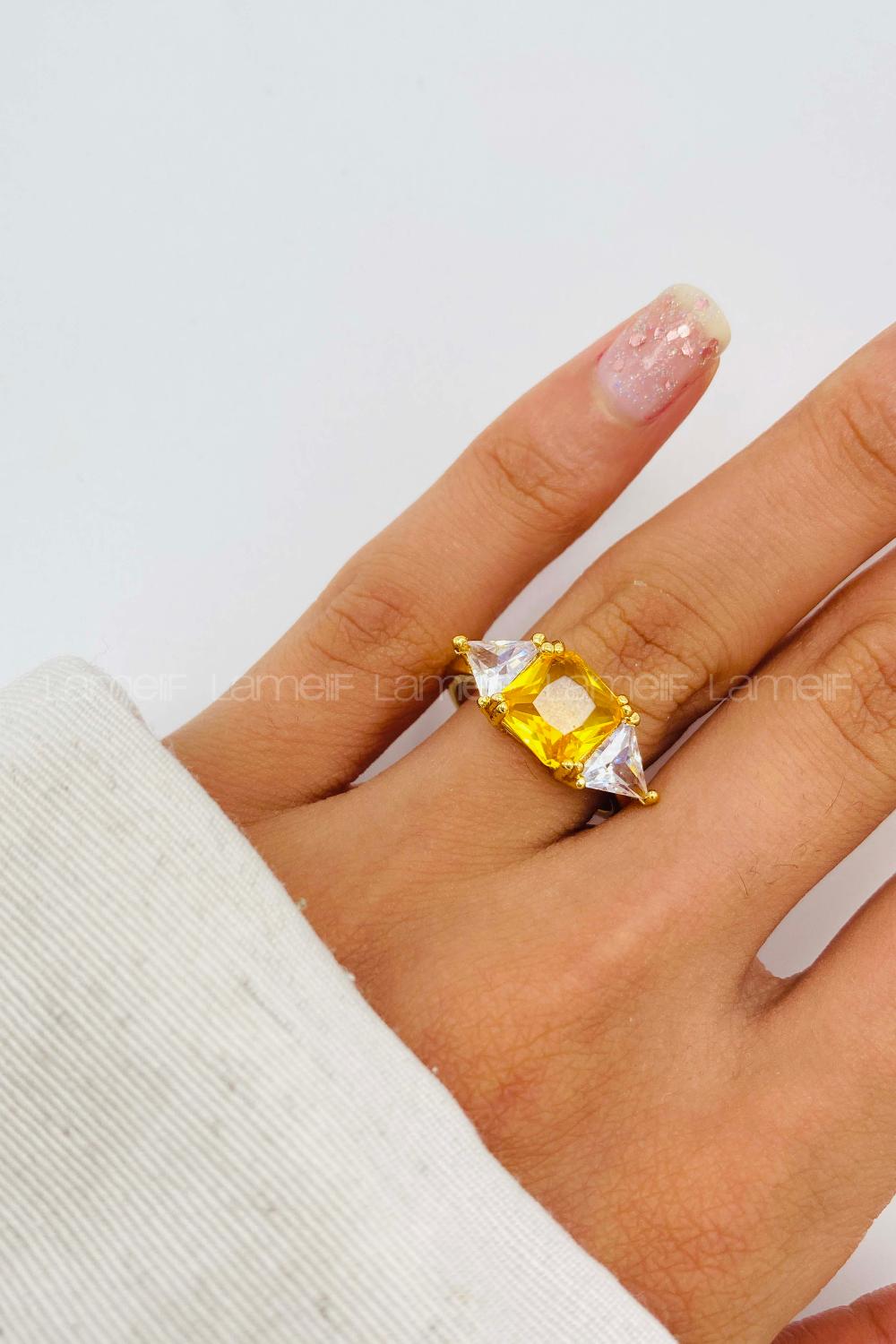 Lamelif Yüksek Kalite Çelik(316L) Gold Sarı Taşlı Yüzük