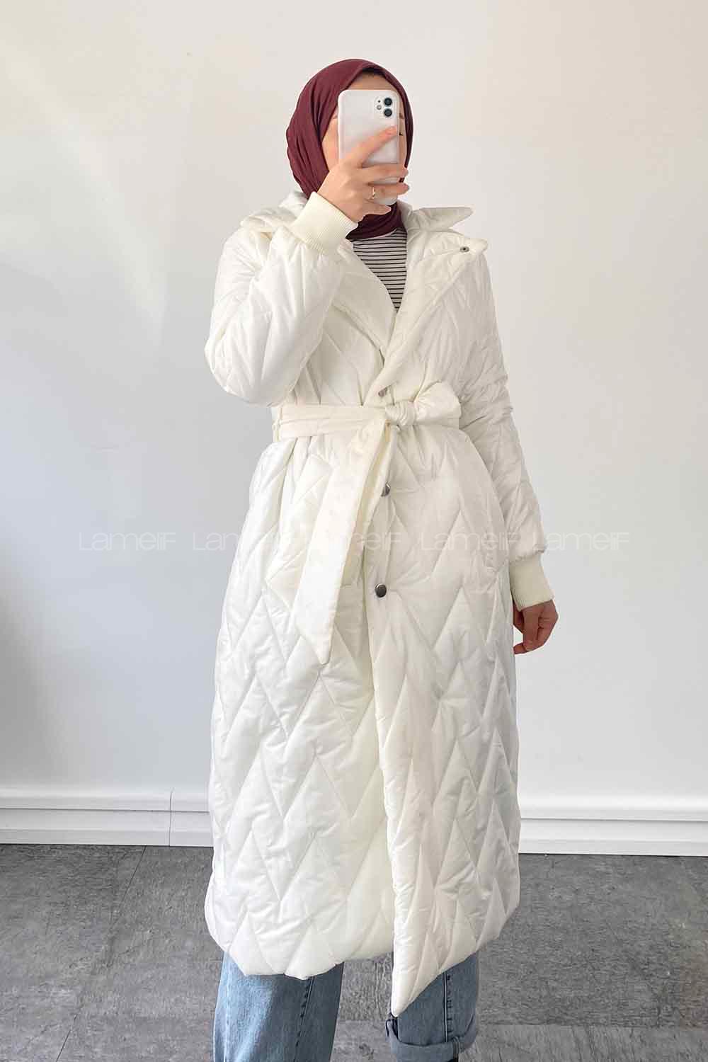 White Hood Neck Long Arm Coat