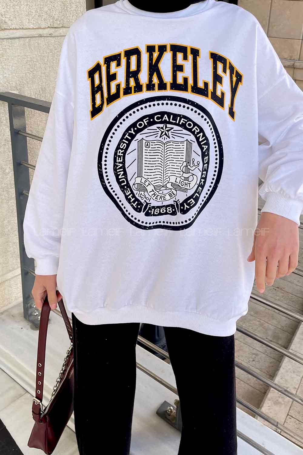 White Medium Crew Neck Long Arm Printed Sweatshirt