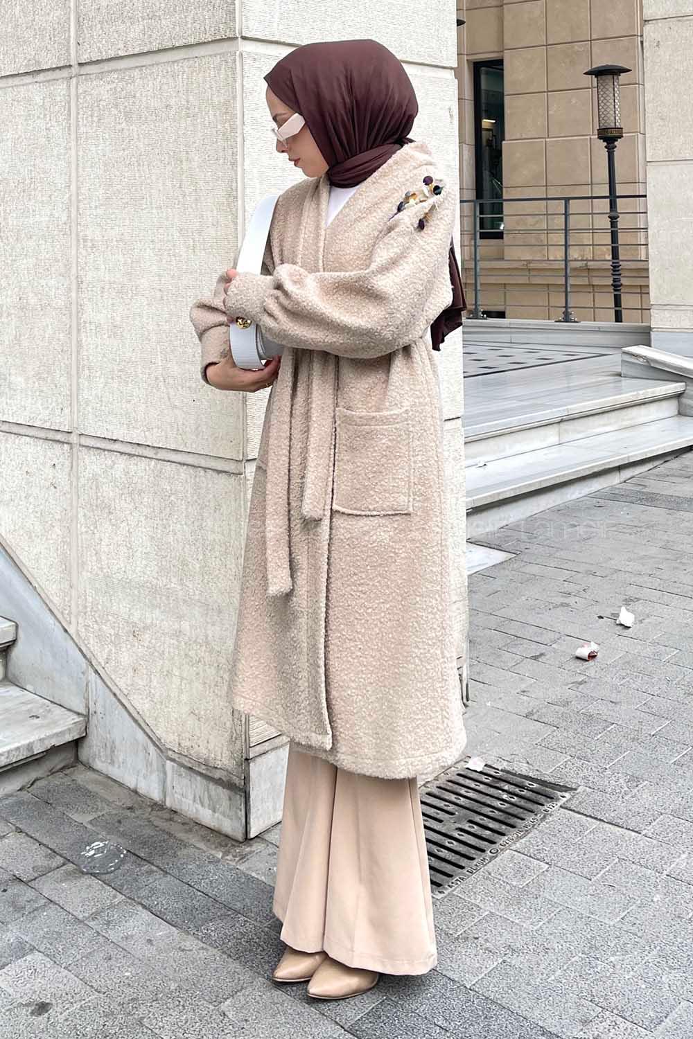 Stone Scarf Neck Balloon Sleeve Arm Stamp Fabric Coat