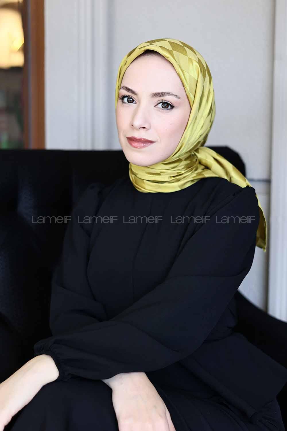 Lamelif Dama Desen Jakar Eşarp Yağ Yeşili