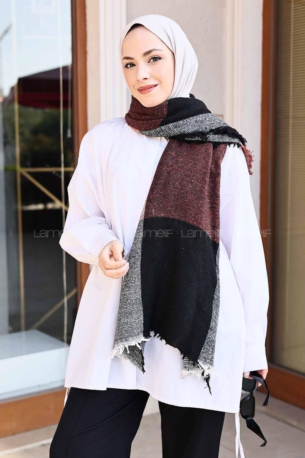 Tile Women S Scarf