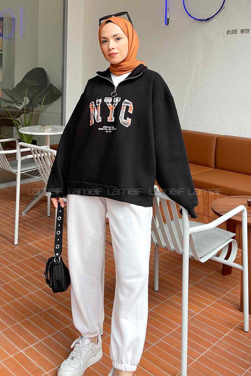 Black Zippered Neck Long Arm Printed Sweatshirt