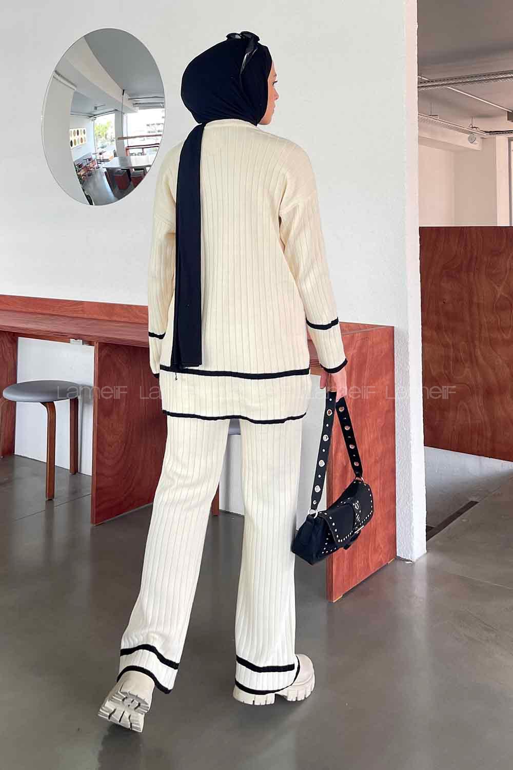 Lamelif Gülnil Şerit Detaylı Triko Tesettür Takım Ekru