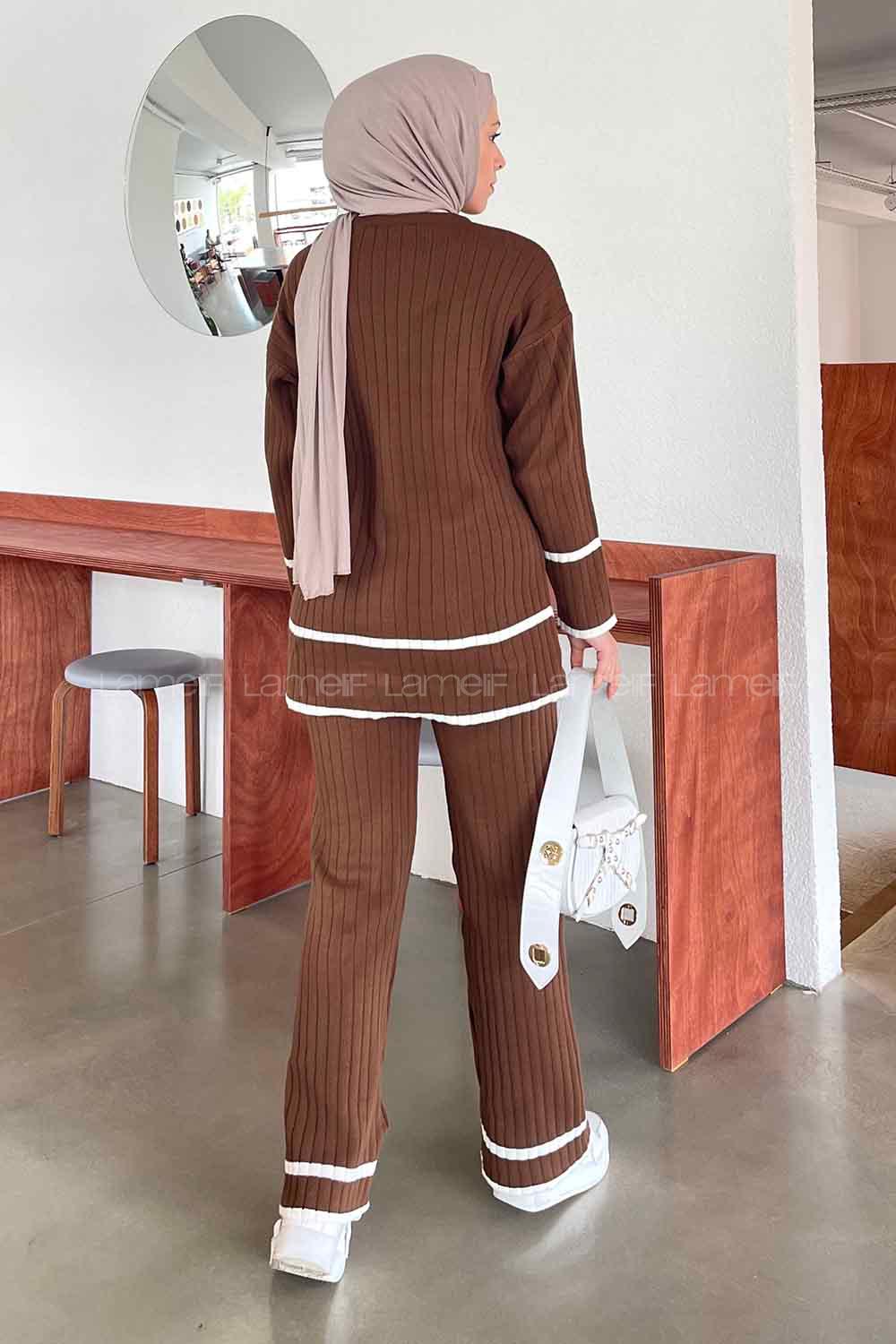 Brown Medium Crew Neck Long Arm Knitwear Regular Trousers Comfortable Suit