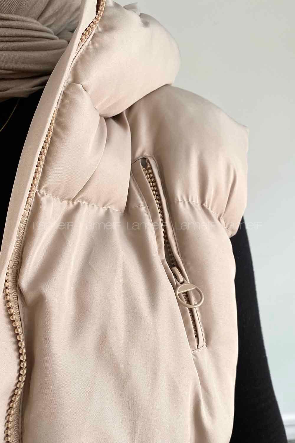 Cream Hood Neck Zero Arm Cotton Unprinted Vest