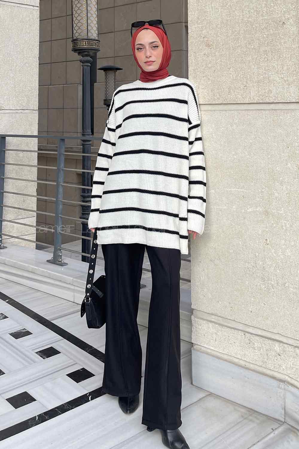 Lamelif Cermen Çizgili Bisiklet Yaka Kazak Beyaz