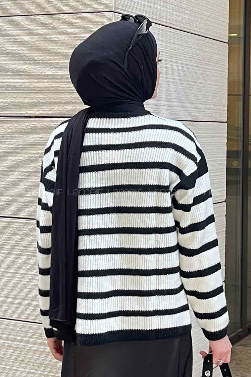 Lamelif  Kalın Çizgili Yumoş Hırka Beyaz -Siyah